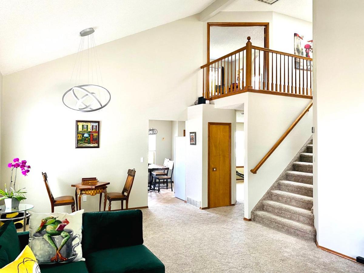 Artsy Home Close To Usafa With Fireplace And Patio Colorado Springs Kültér fotó